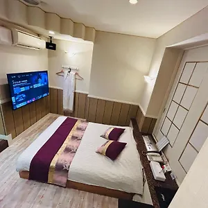 Crystal 大人専用 ホテル